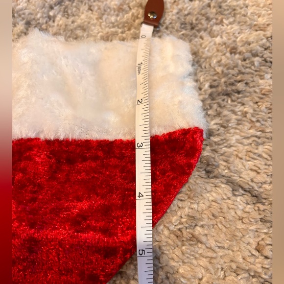 Pet Christmas scarf Red and White I do believe this is a size Medium - Picture 9 of 9